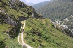 2023_08_cueva_campo_001