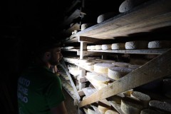2023_08_cueva_campo_064