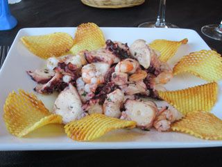 Pulpo Ajillo con Langostinos restaurante la Chata Cantabria
