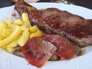 Entrecotte restaurante la Chata Isla Cantabria