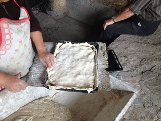 haciendo pan castroverde 1010
