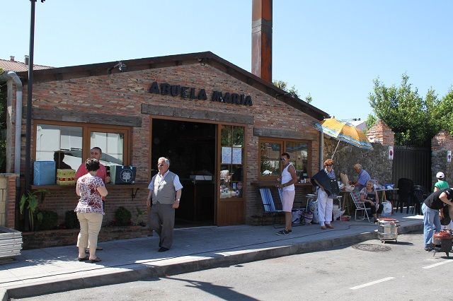 2013 cueto asador 3 abuela 001