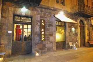 2010_cava_001