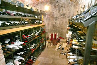 2010_cava_001