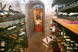 2010_cava_001