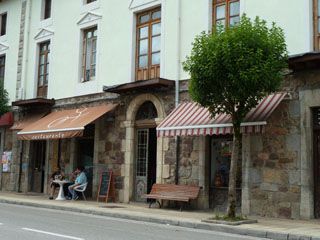 2012 08 vinoteca cava 001
