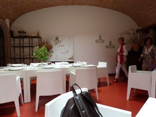 2012 08 vinoteca cava 001