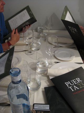 2010_puerta23_001