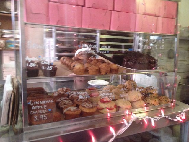 Baby cakes 001