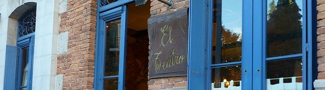 2011 090 teatro front