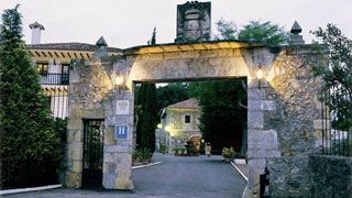 Entrada Restaurante San Roman Escalante
