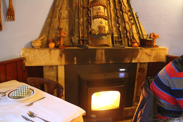 Chimenea restaurante El Tropezón Herrería 