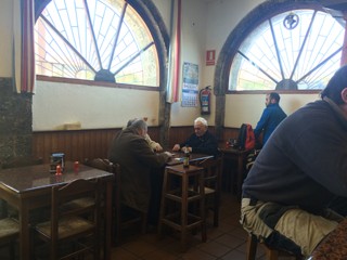 Comedor y Barra restaurante Yedra`s Nueva Montaña