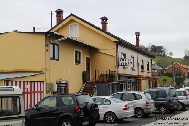 Edificio Restaurante Tinin Puente Arce