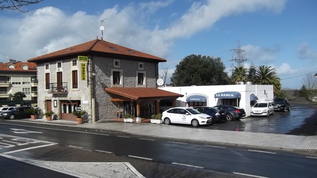Parking e instalaciones La Barca de Treto