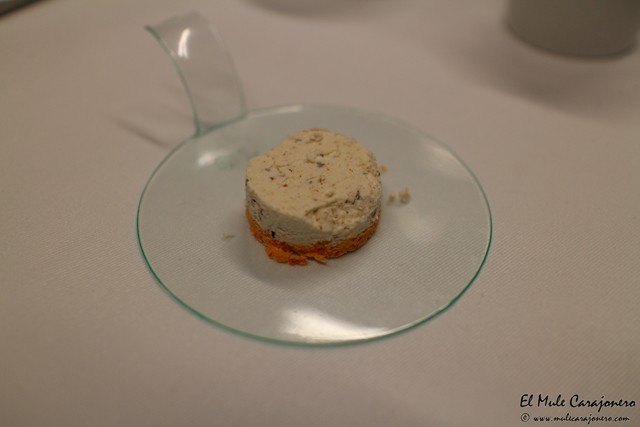 Polvoron de anchoa y pimiento Cena de gala las Cocinas del Titanic en Las Carolinas