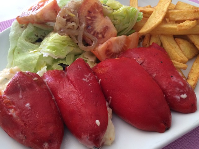 Pimientos rellenos de bacalao La Terminal
