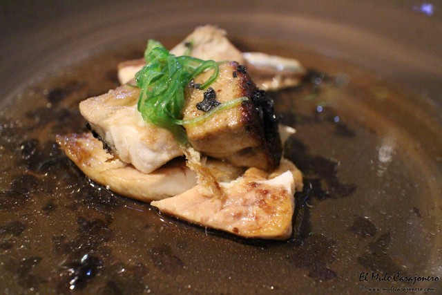 Lomos de Sarda al Horno con sopa de algas y foie restaurante la Darsena Suances
