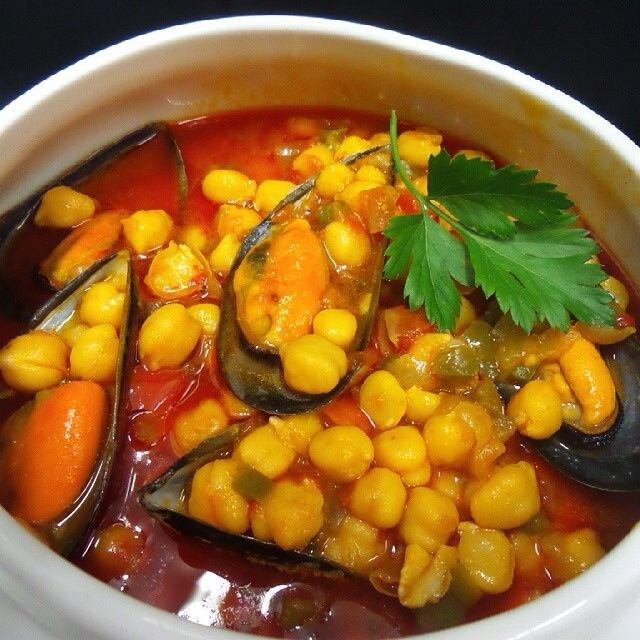 RESTAURANTE EL BARUCO Santander Guiso Marinero de garbanzos y mejillones