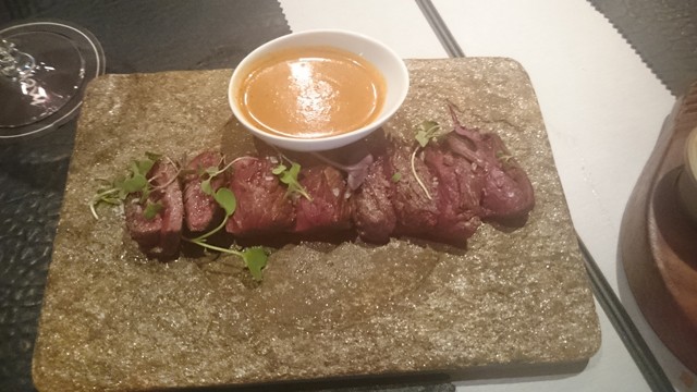 Vaca Vieja de Cantabria Troceada a la Brasa con Pipián Rojo y Salsa Macha Restaurante Mexia Santander