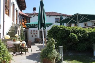 Terraza El Cenador de Amos Villaverde de Pontone
