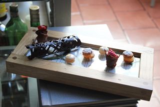 Petit Fours El Cenador de Amos Villaverde de Pontones Restaurante