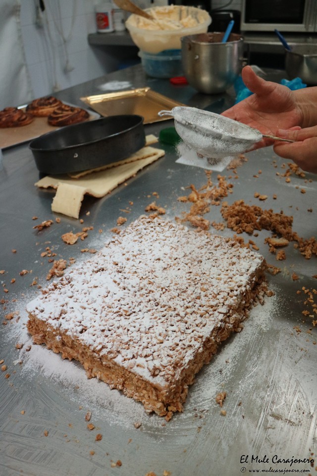 El mejor hojaldre el de Eduardo Chapero Confiteria Milhojas Cabezon de la Sal Cantabria