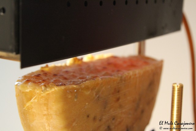 Queso asadero pasiego en la Jarradilla Valles Pasiegos Cantabria