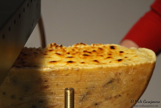 Queso asadero pasiego en la Jarradilla Valles Pasiegos Cantabria