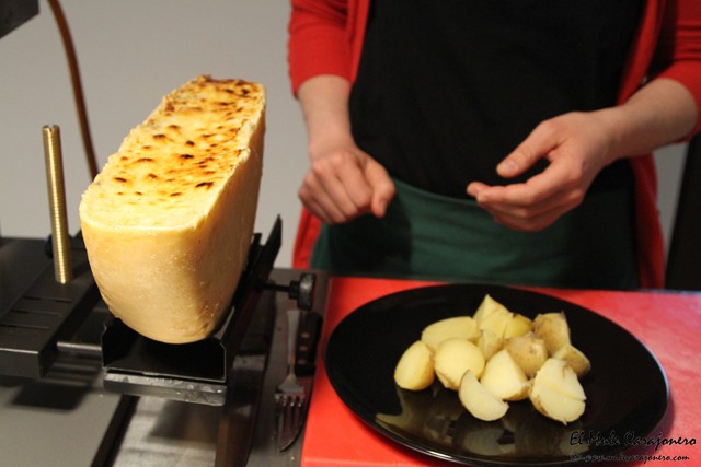 Queso asadero pasiego en la Jarradilla Valles Pasiegos Cantabria