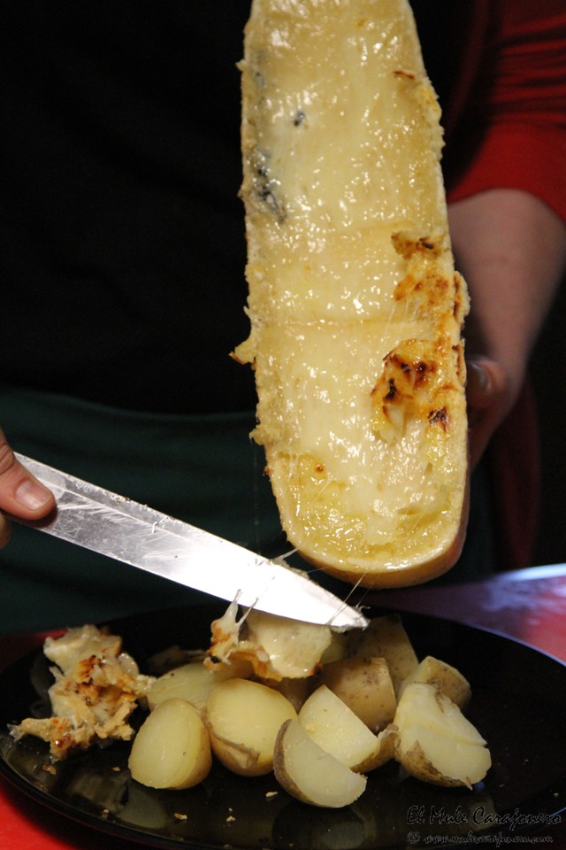 Queso asadero pasiego en la Jarradilla Valles Pasiegos Cantabria