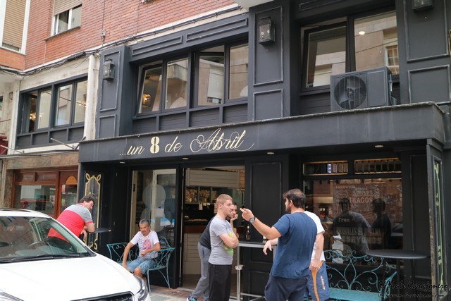 Restaurante un 8 de abril Corrales de Buelna