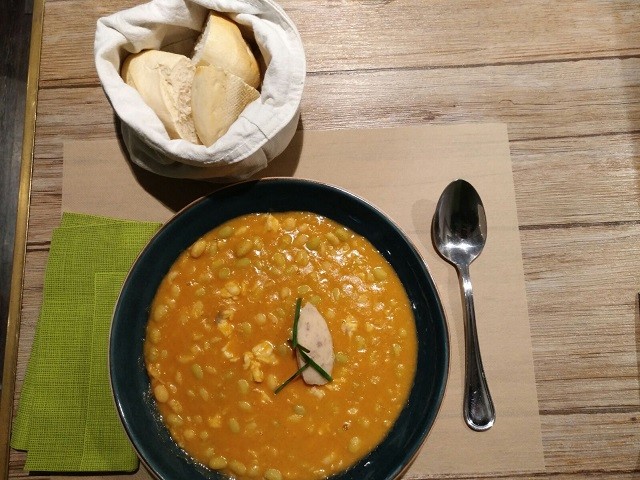 la tolva