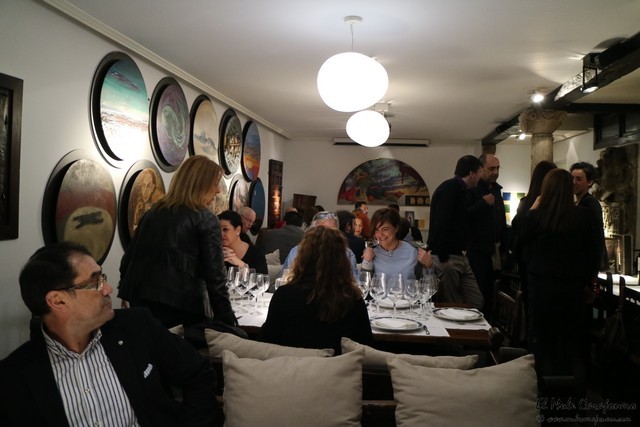 Bodega del riojano Santander maridaje Rolland Galarreta