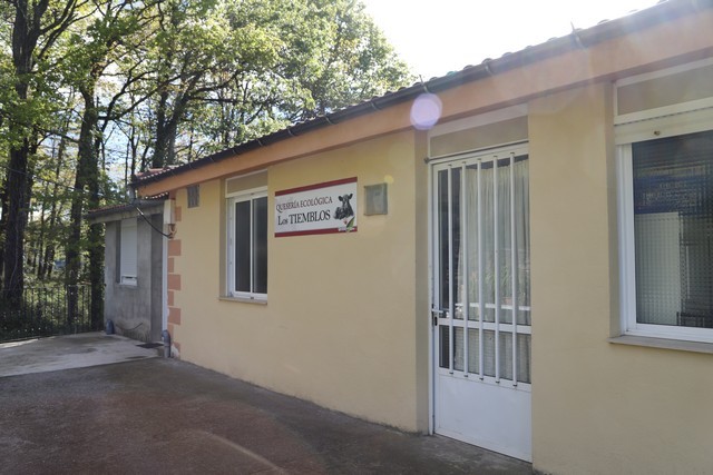 2019 05 queseria tiemblos 001 mulecarajonero