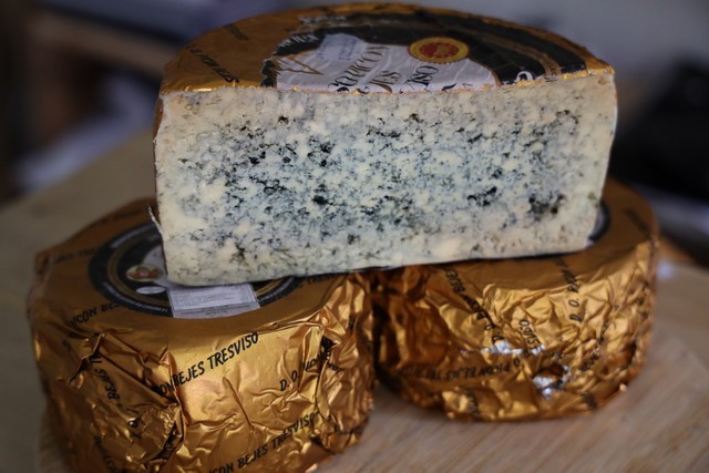 2019 09 queseria corvera 001 mulecarajonero