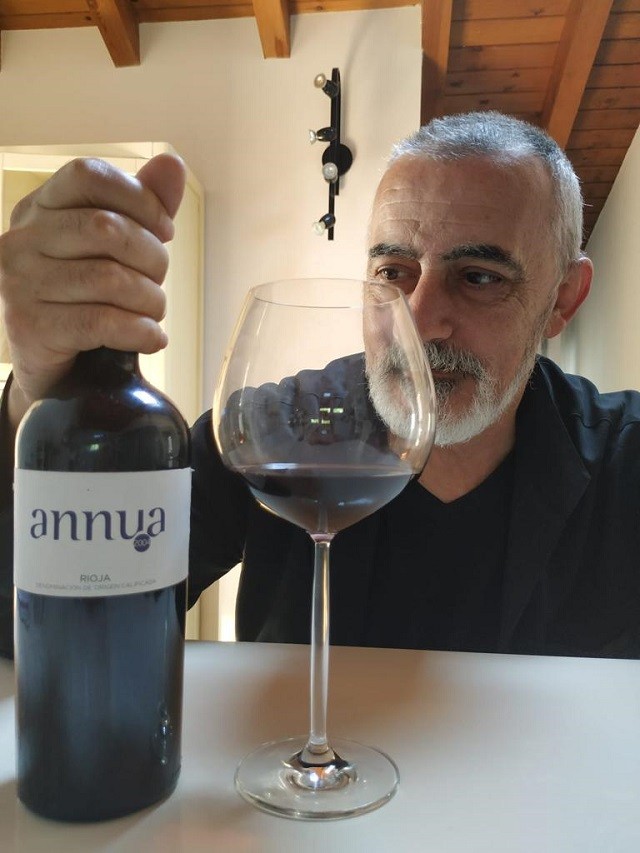 annua 003
