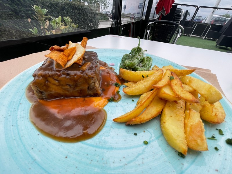 Restaurante Azabache Mompia