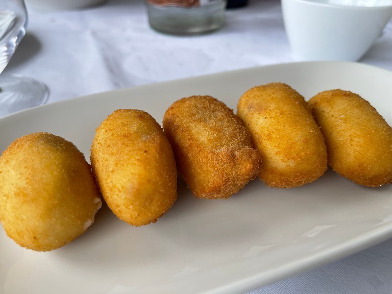 Restaurante laila Mompia