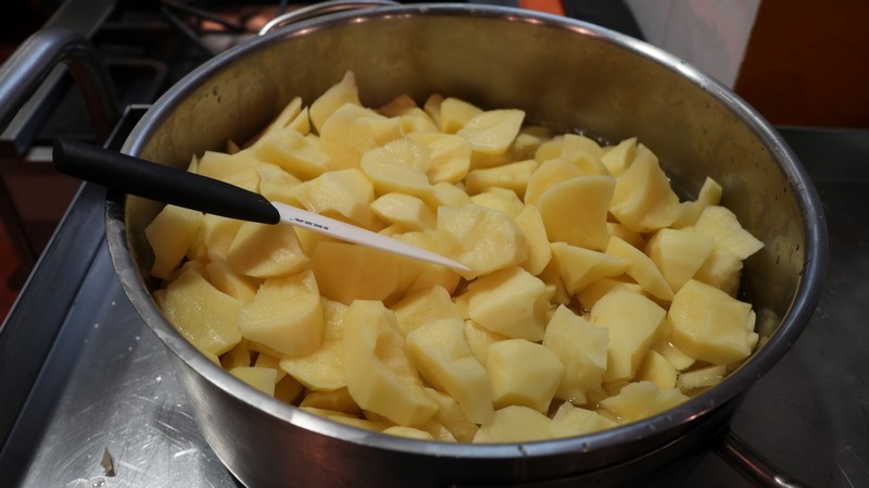 2022 06 comida mules 01 001