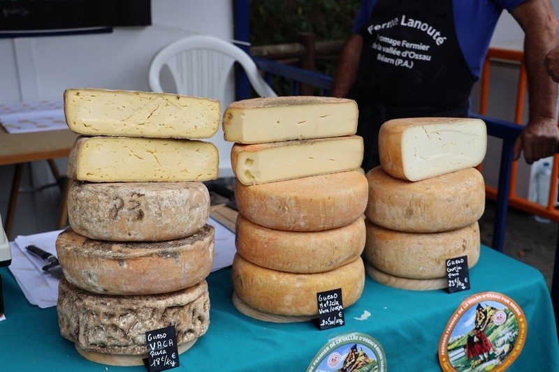 Feria del queso Pesquera