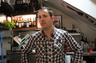 bar tono 008