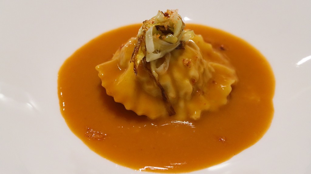Ravioli ibérico con salsa de Carabinero