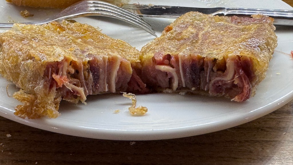 Oreja Asador En Los Milagros