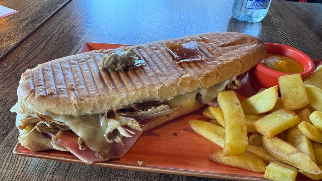 Sándwich Cubano La Barruca