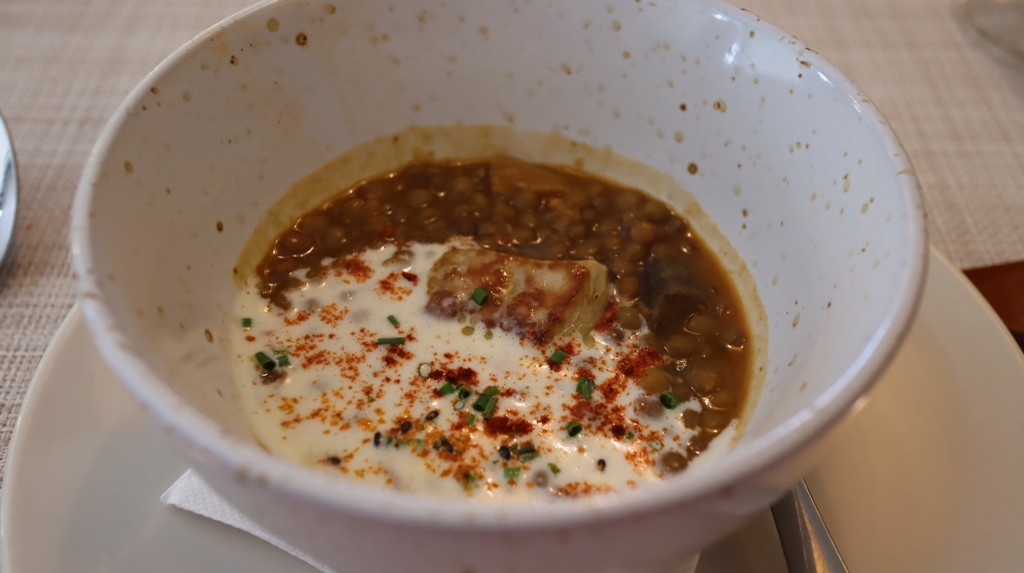 Lentejas con foie y espuma de foie Casa Lucita