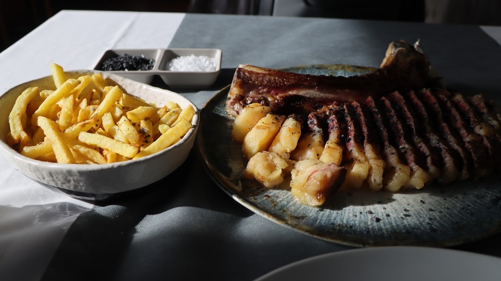 Chuleta con patatas Nueva Santuca