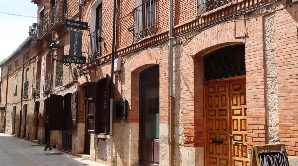 Asador Caracoles Fachada