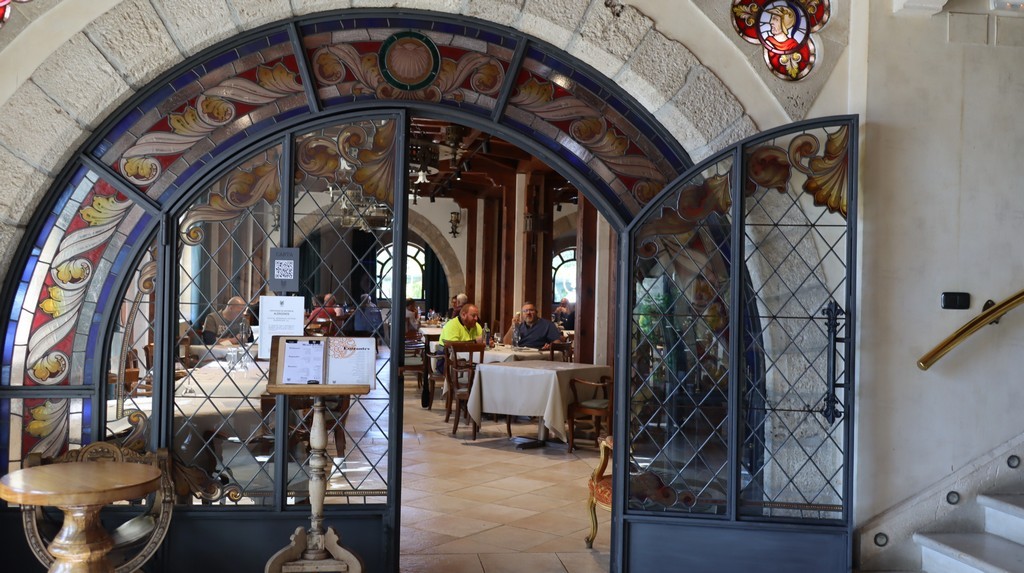 Hostal Restaurante El Castillo